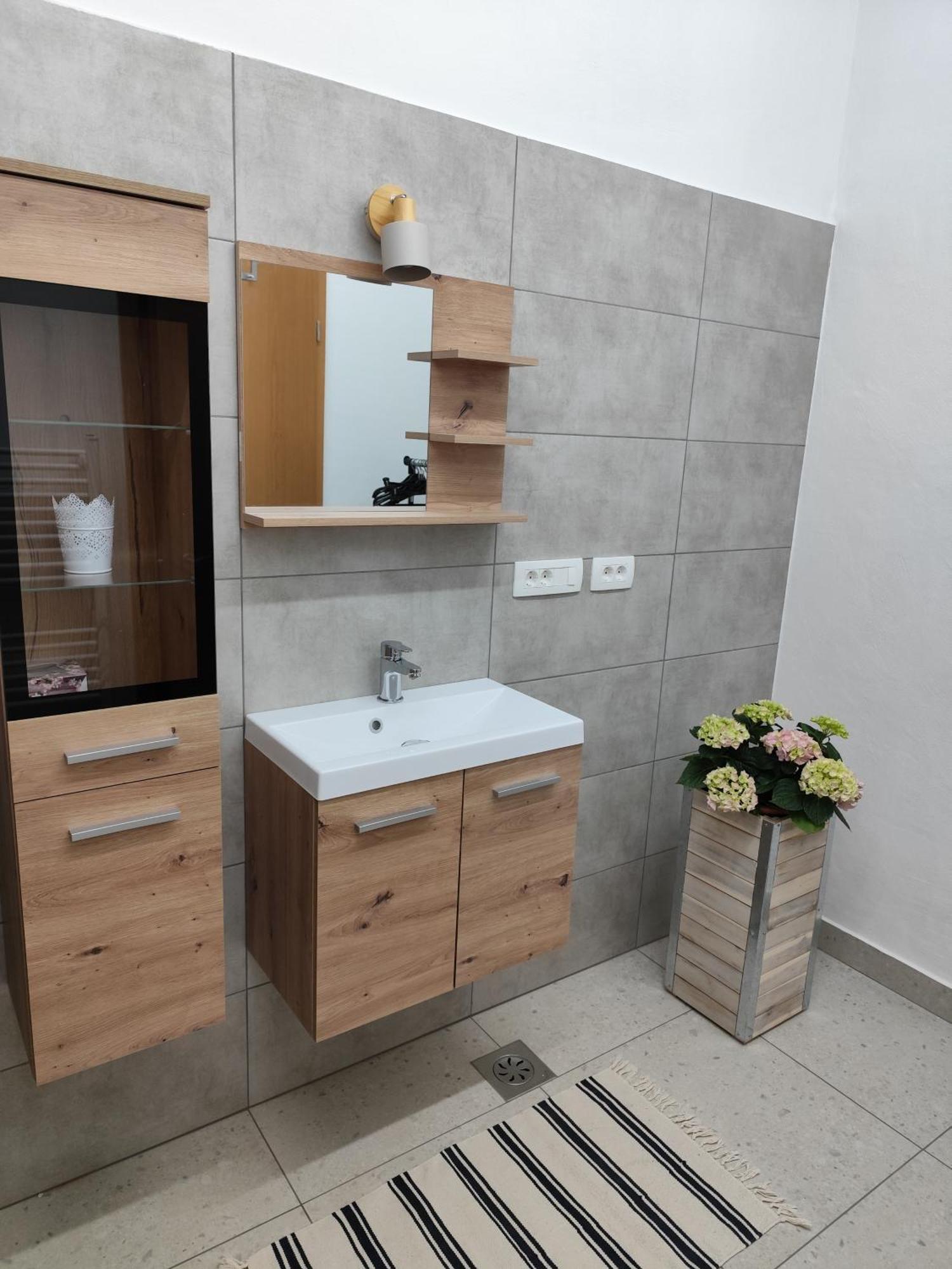 Apartma Peter1A Begunje na Gorenjskem Esterno foto